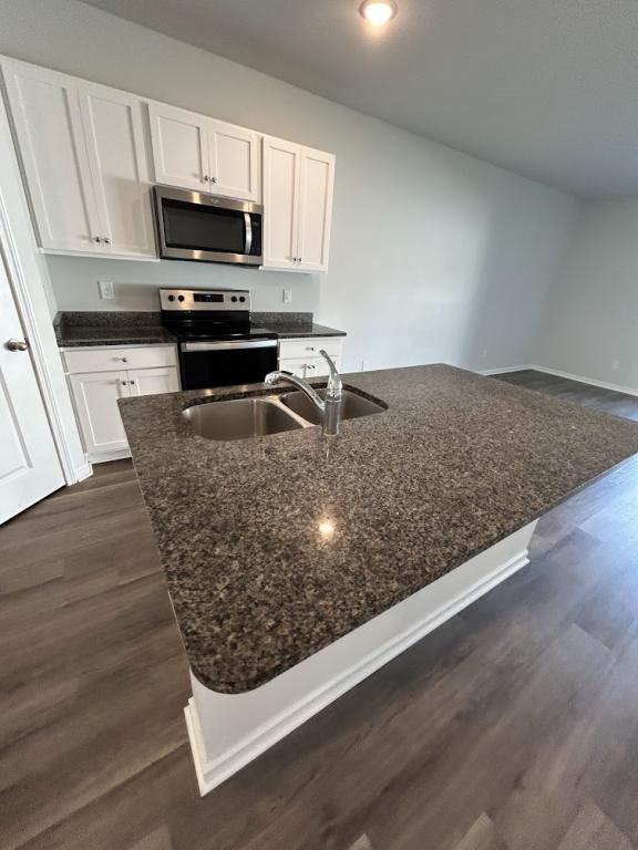 4218 Coralbead Ln - Photo 7 of 16