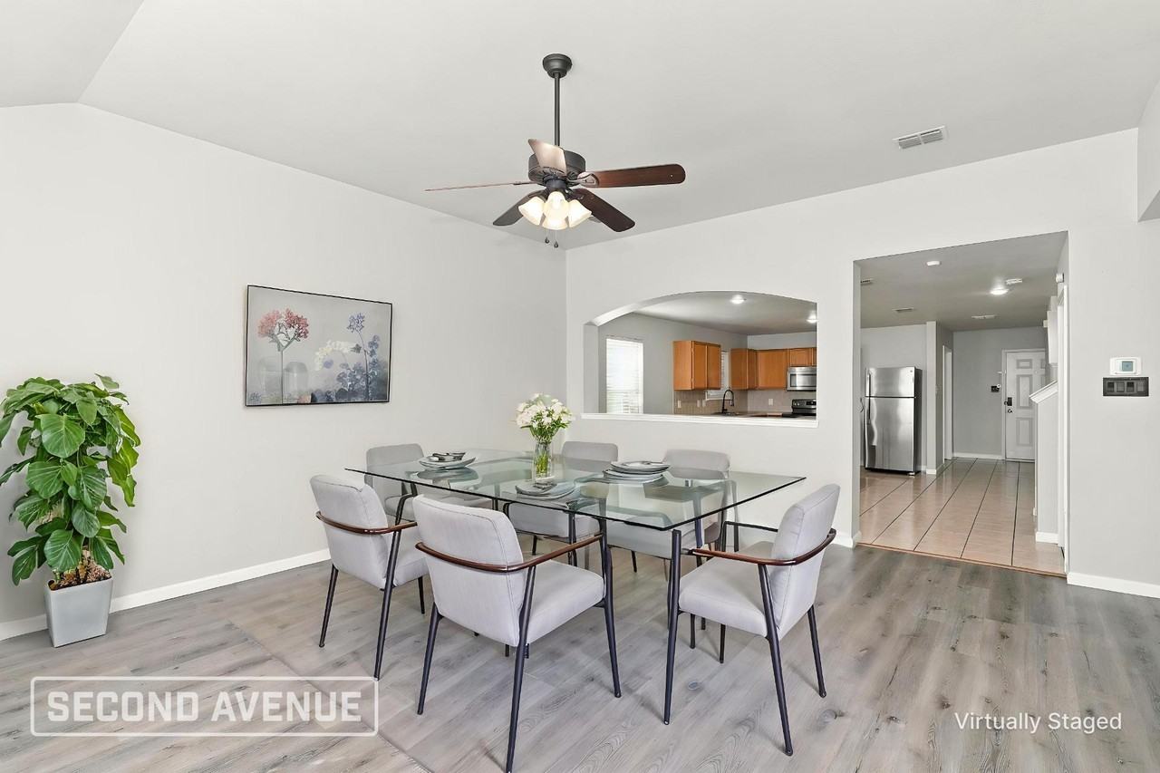 9400 Goldenview Dr - Photo 6 of 21