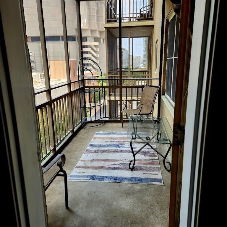 300 Peachtree St ##5l - Photo 7 of 14