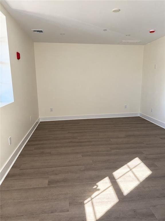 10 Ambrose St - Photo 2 of 6