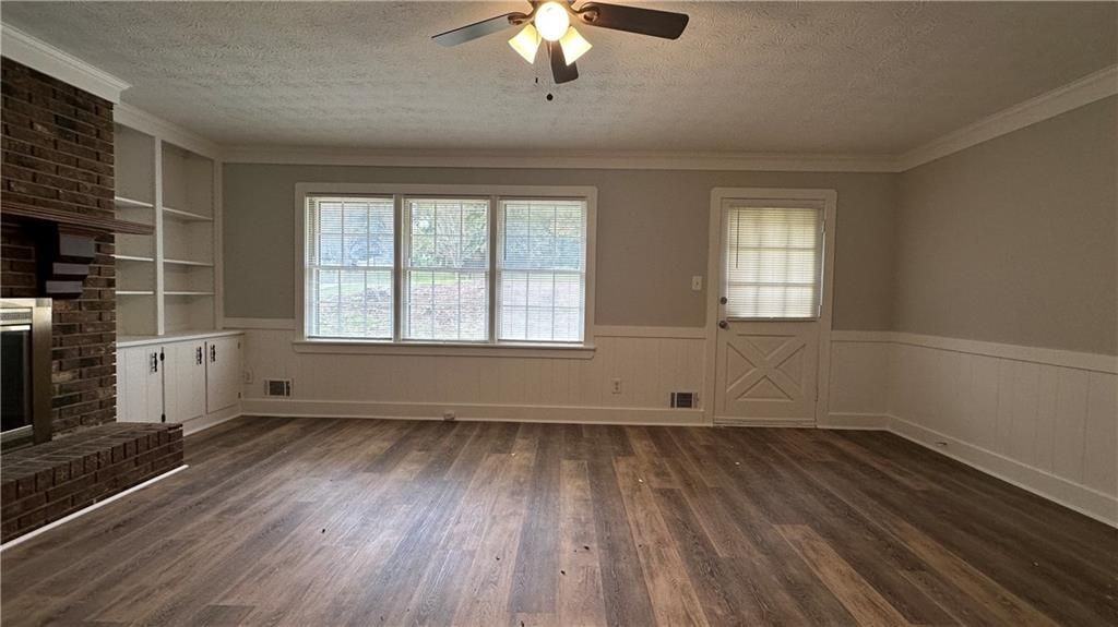 2850 Bruckner Blvd - Photo 4 of 17