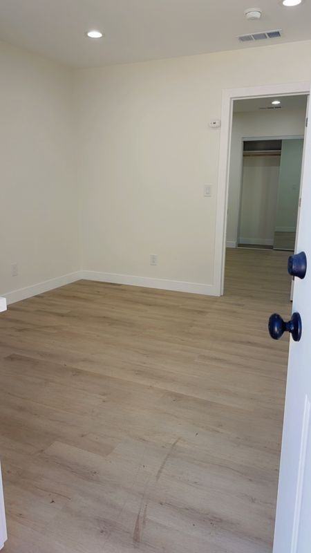 2519 Hope St - Photo 5 of 7