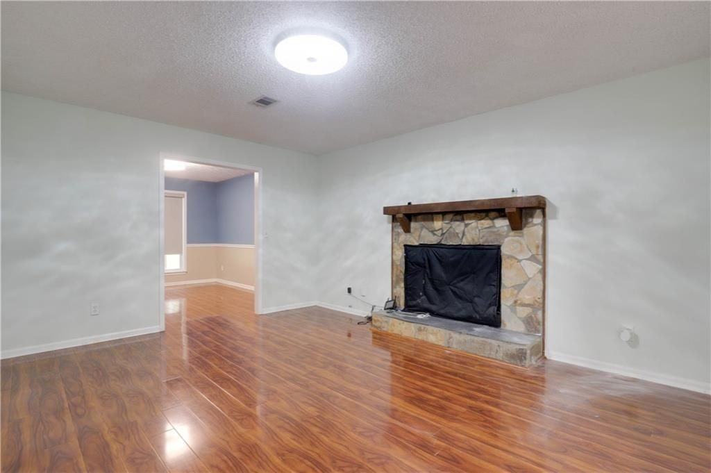 4131 Gravitt Pl - Photo 3 of 24