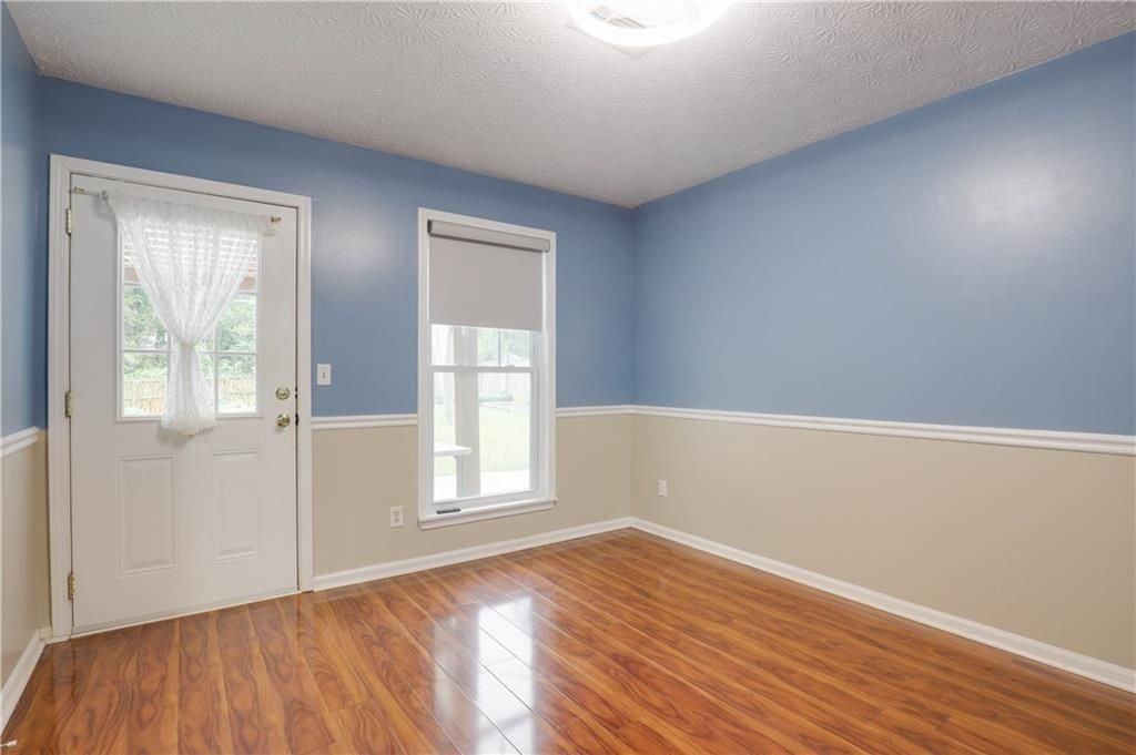4131 Gravitt Pl - Photo 5 of 24