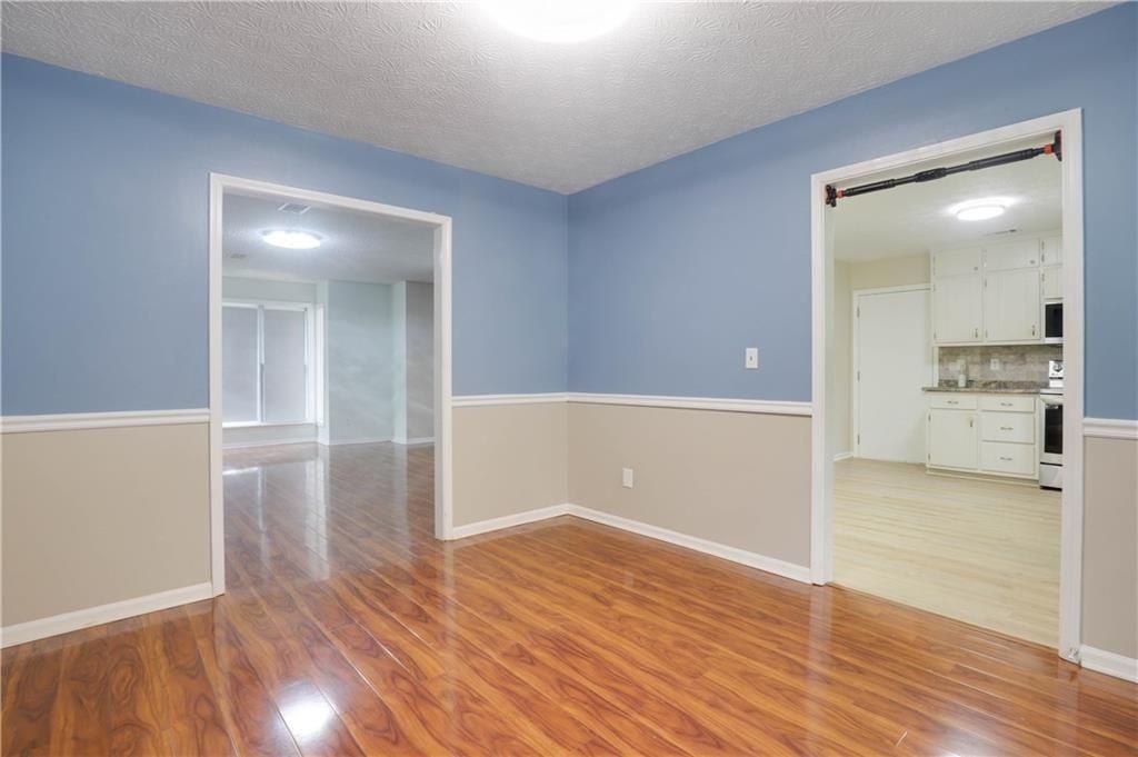 4131 Gravitt Pl - Photo 6 of 24