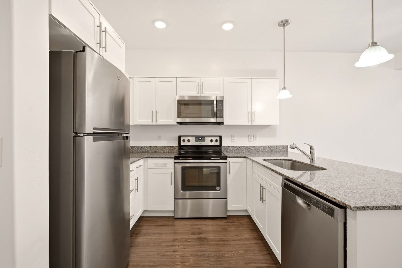 217 Ne #304 - Photo 4 of 5