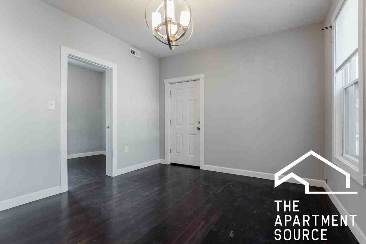 2968 N Ridgeway Ave #1R - Photo 6 of 13