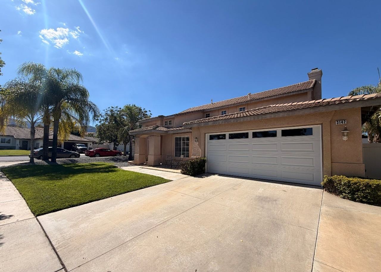3142 Geranium Way - Photo 2 of 17