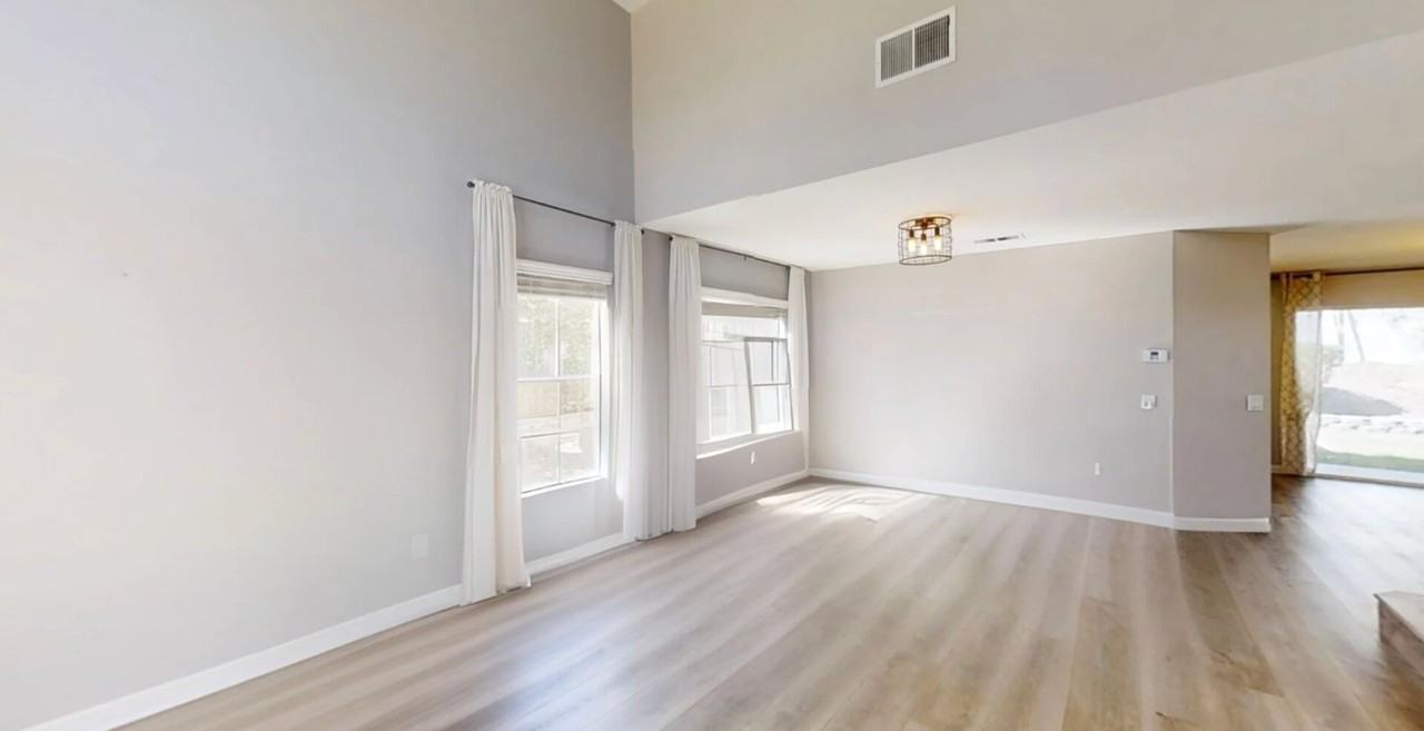 3142 Geranium Way - Photo 3 of 17