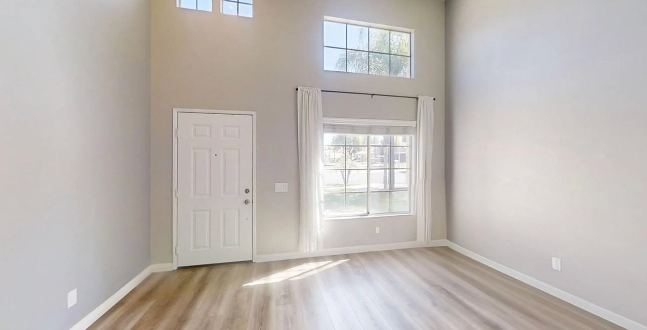 3142 Geranium Way - Photo 4 of 17