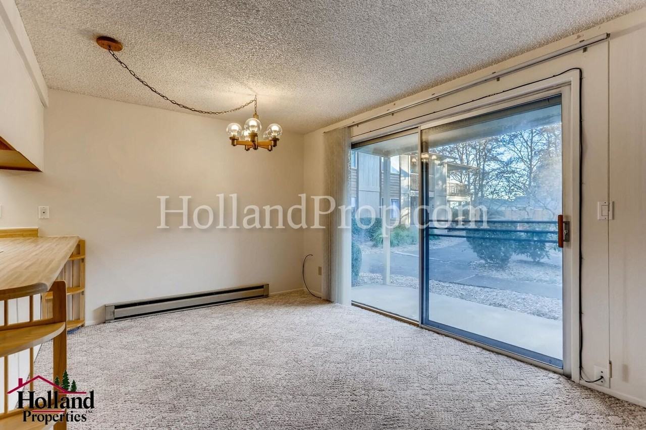 3404 19th Ave #101 - Photo 3 of 11