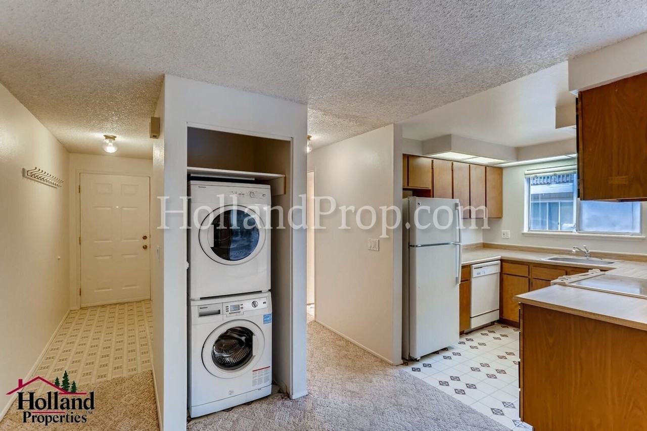 3404 19th Ave #101 - Photo 6 of 11