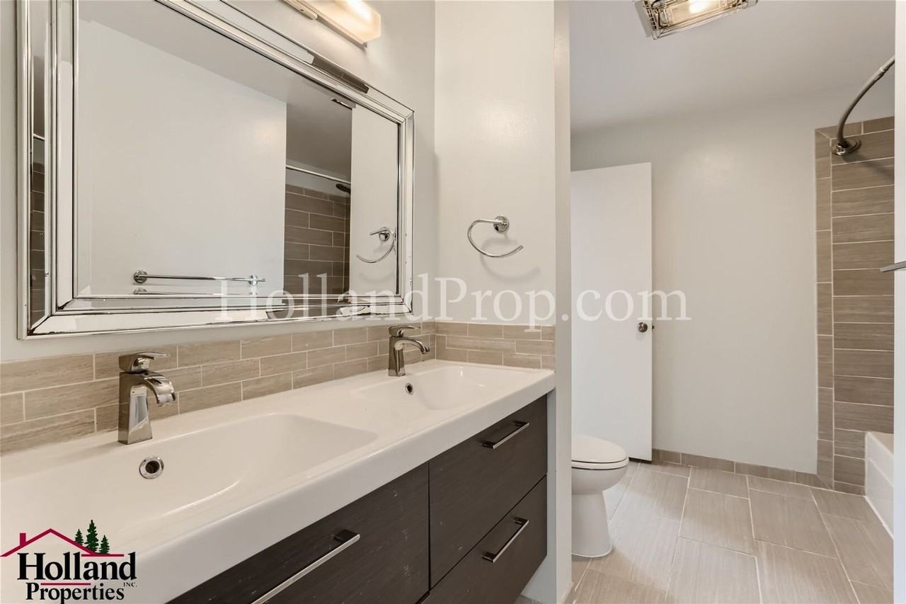 6225 Sw 130th Ave - Photo 7 of 13