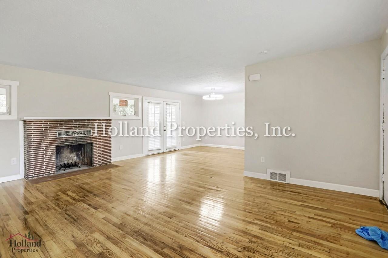 18030 Sw Johnson St - Photo 5 of 18