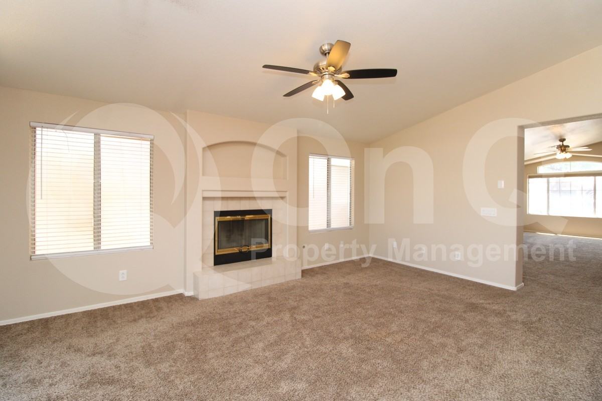 6564 E Menlo St - Photo 6 of 23