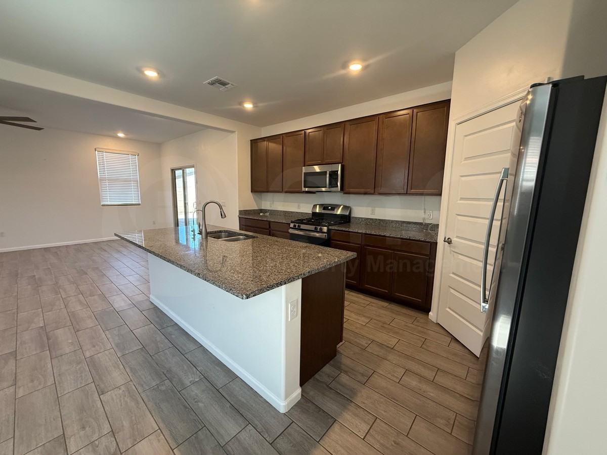 7168 W Vineridge Dr - Photo 5 of 14