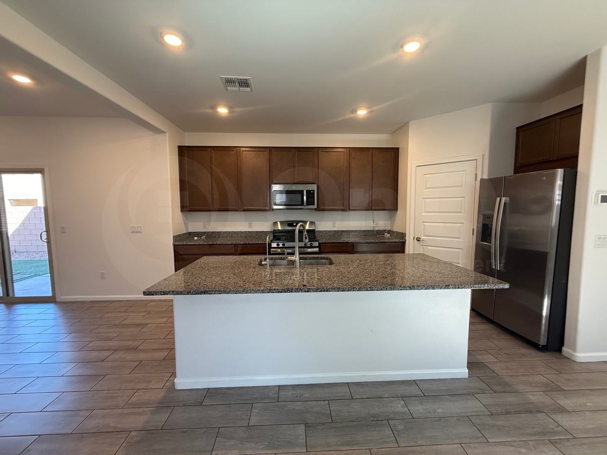 7168 W Vineridge Dr - Photo 6 of 14