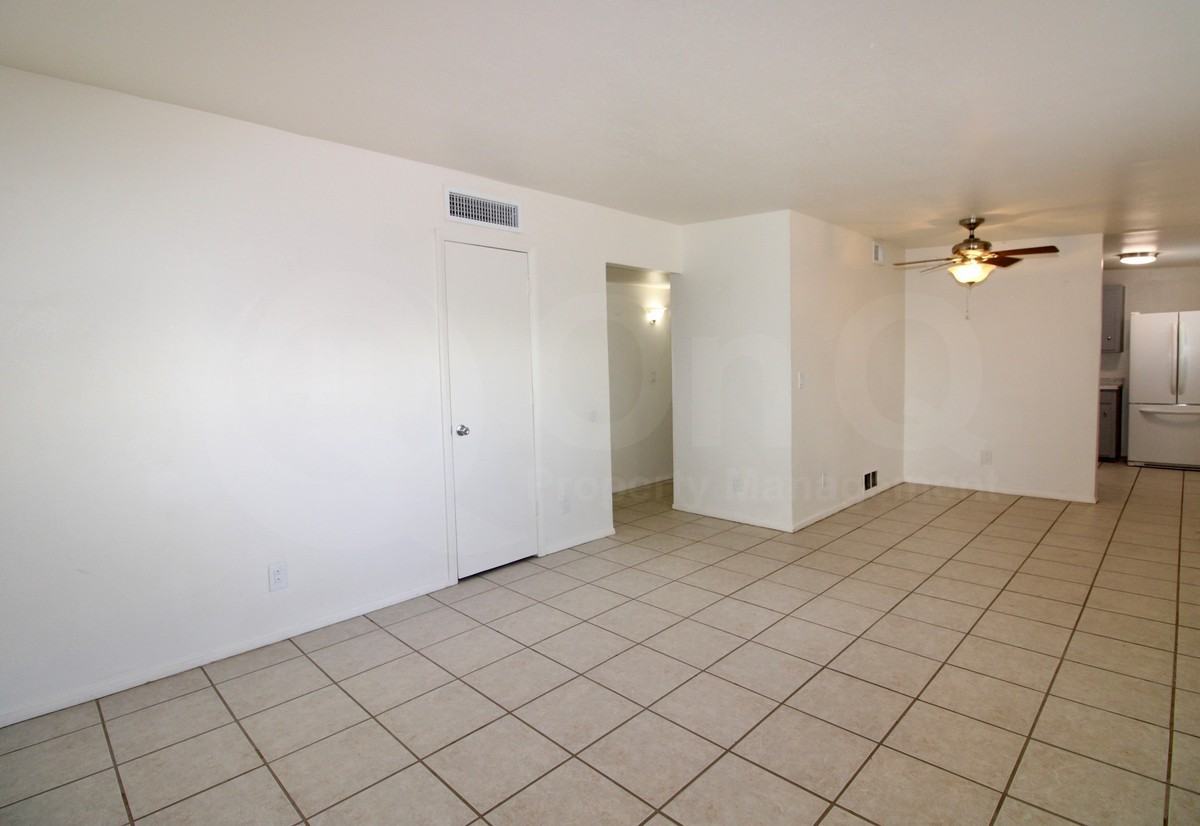 501 W President St - Photo 5 of 15