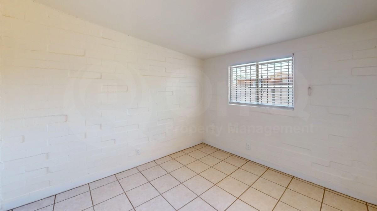 501 W President St - Photo 7 of 15