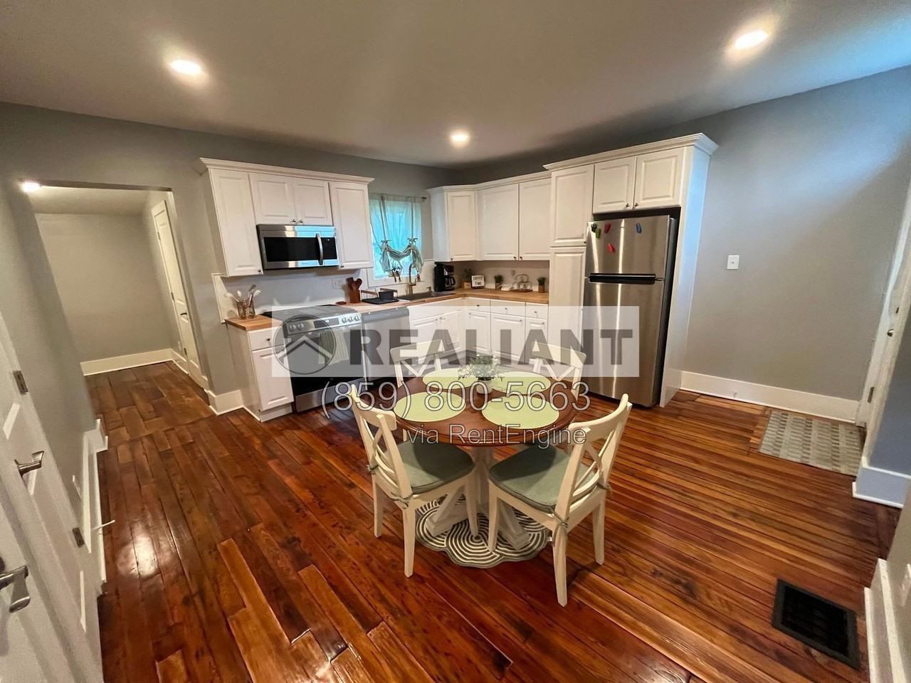 529 Lindsey St - Photo 4 of 11