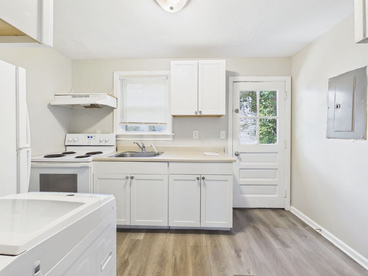 2403 5th Ave #1 - Photo 5 of 19