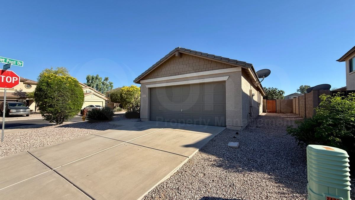 2431 W Sawtooth Way - Photo 3 of 20