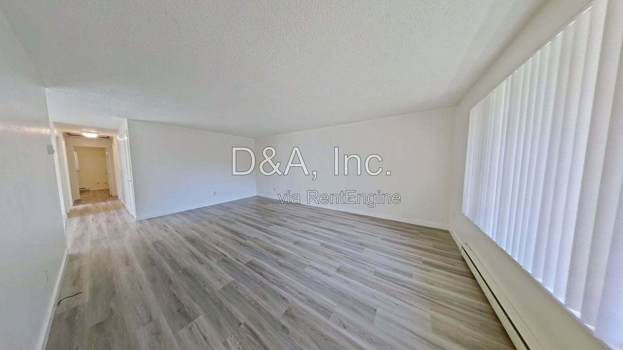 2170 Se Ryan St - Photo 5 of 23