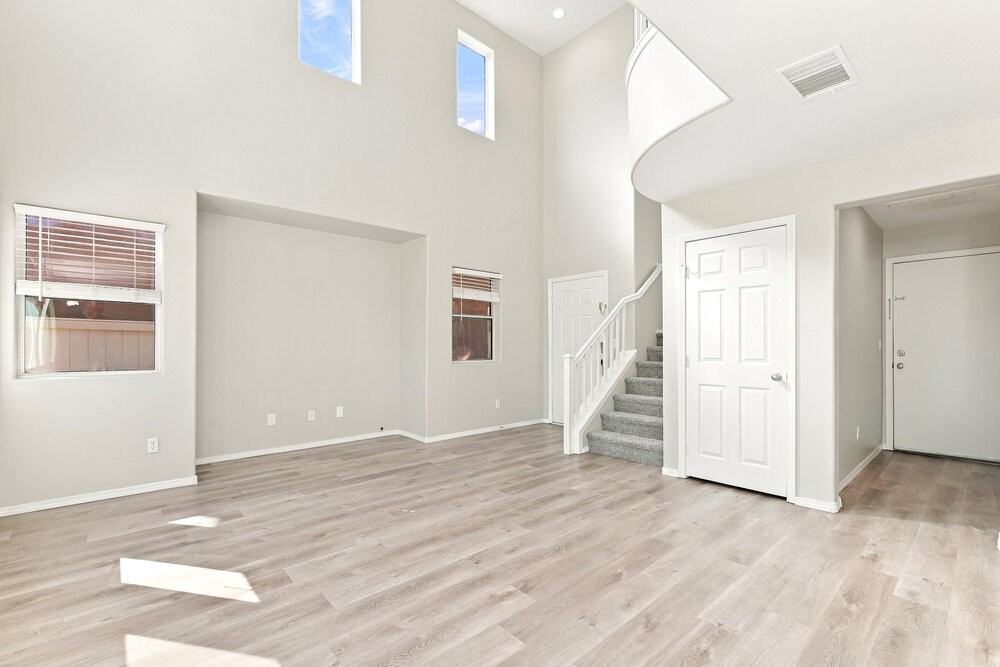 998 Alfonso Ave - Photo 7 of 17