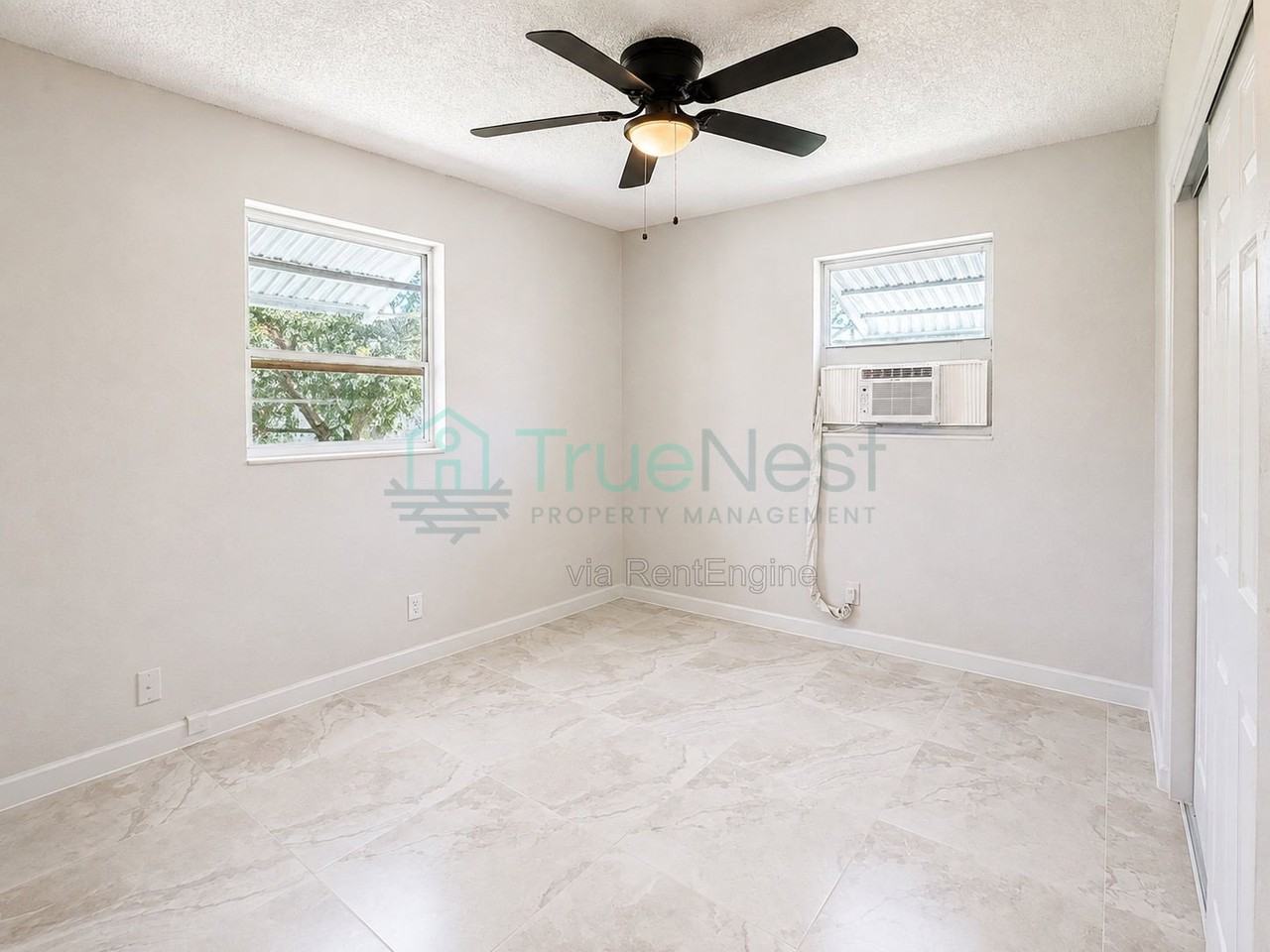 2631 Nw 6th St - Photo 6 of 17