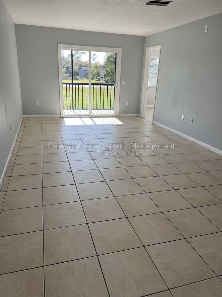 149 Cory Ln - Photo 2 of 5