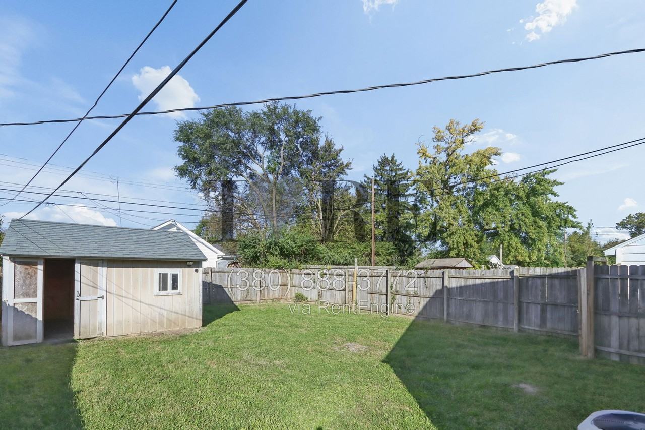 95 Florence Ave #1 - Photo 6 of 31