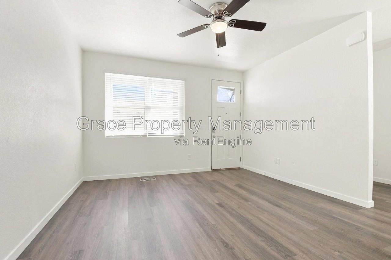 7000 Kali Ct - Photo 3 of 20