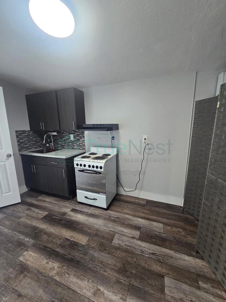 835 Ne 178th Ter #3 - Photo 2 of 30