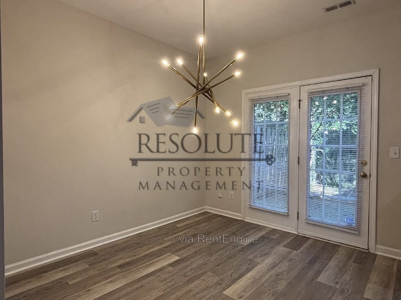 10947 Pendragon Pl - Photo 5 of 15
