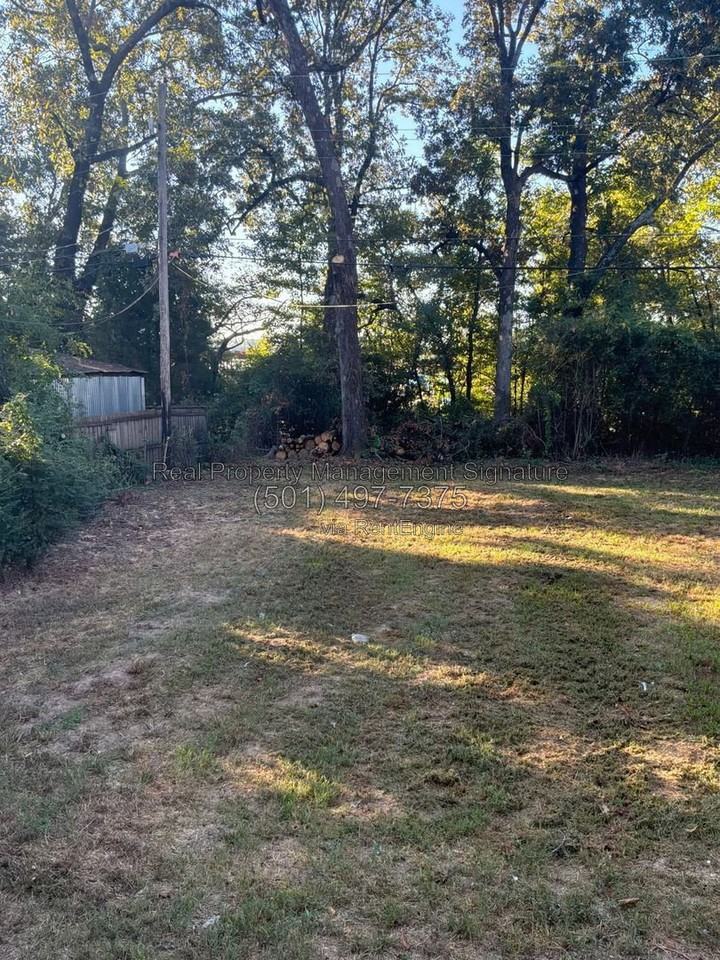 5105 W 31st St - Photo 2 of 10