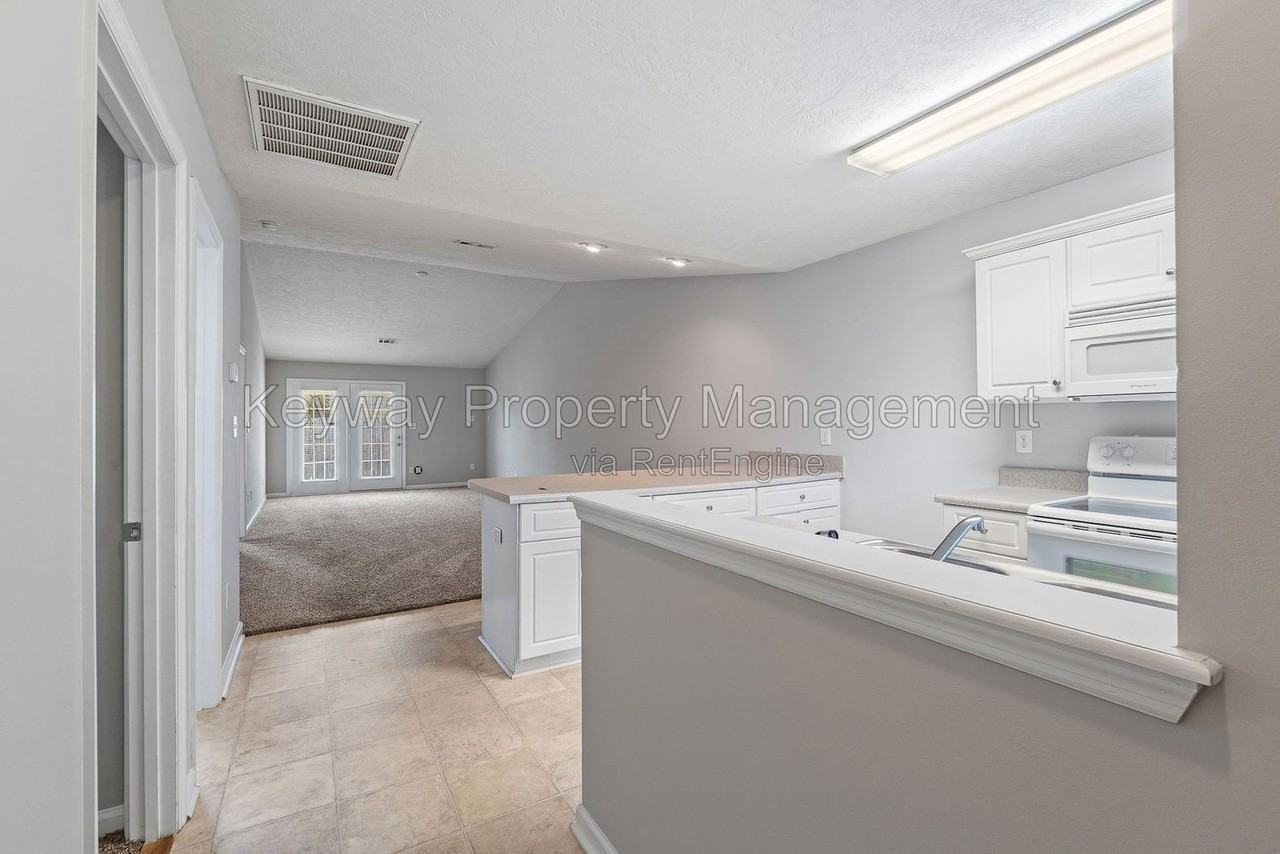 5264 Aruba Cir - Photo 4 of 18