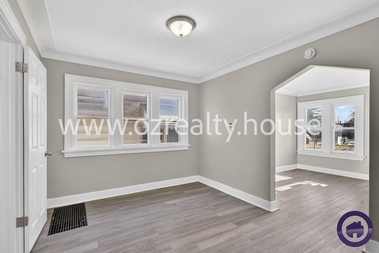 1840 Marne Ave - Photo 6 of 22