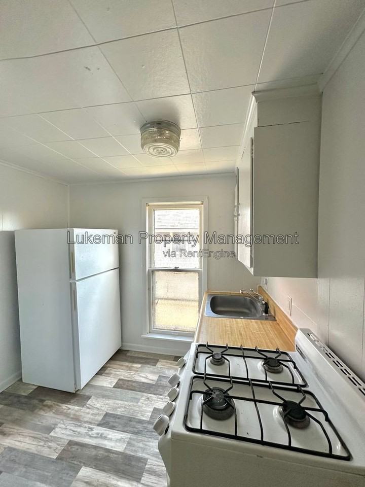 529 Wheaton Ave #5 - Photo 6 of 9