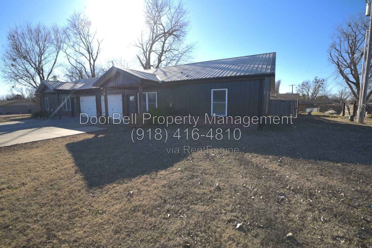 14974 S 305th East Ave #A - Photo 2 of 19