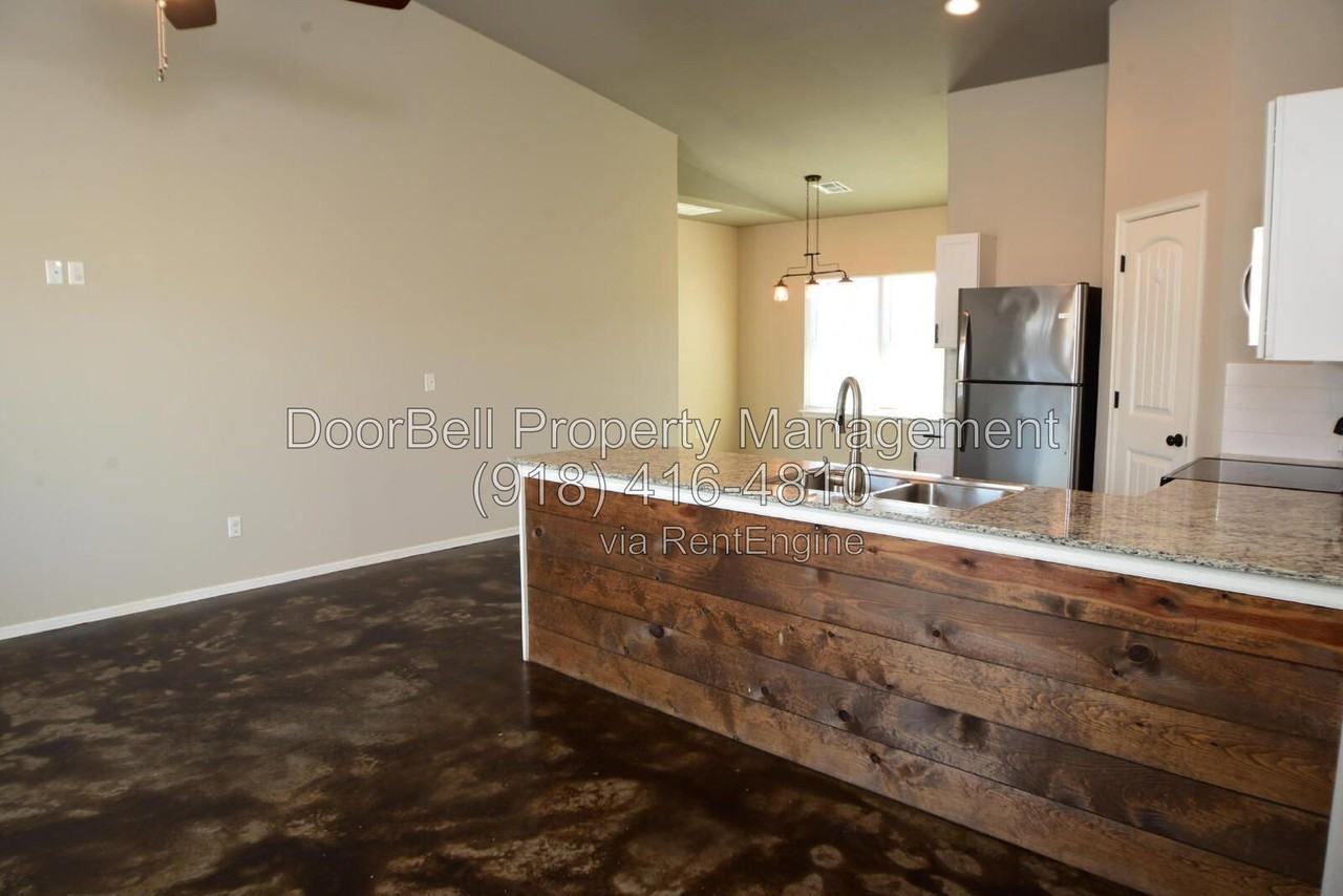 14974 S 305th East Ave #A - Photo 5 of 19