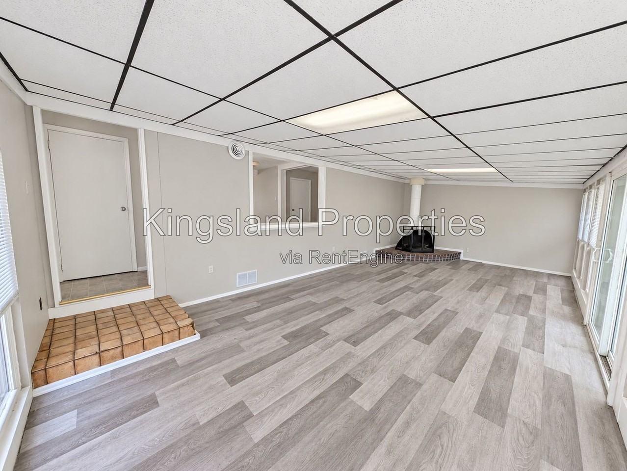 1321 Columbus Dr - Photo 2 of 25