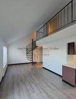 featured image of 1025 W Entiat Ave #B6