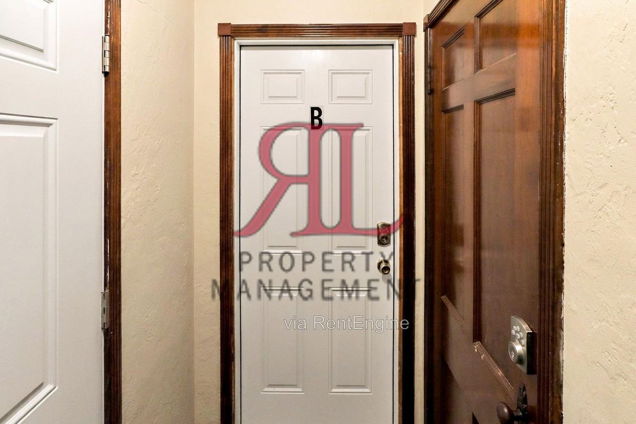 1088 Northwest Blvd #B - Photo 3 of 16