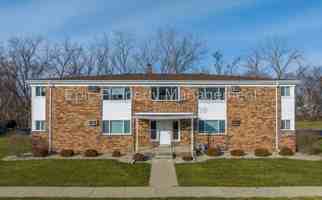 featured image of 1778 Goddard Rd #5