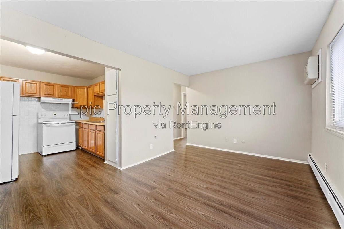 1778 Goddard Rd #5 - Photo 3 of 9