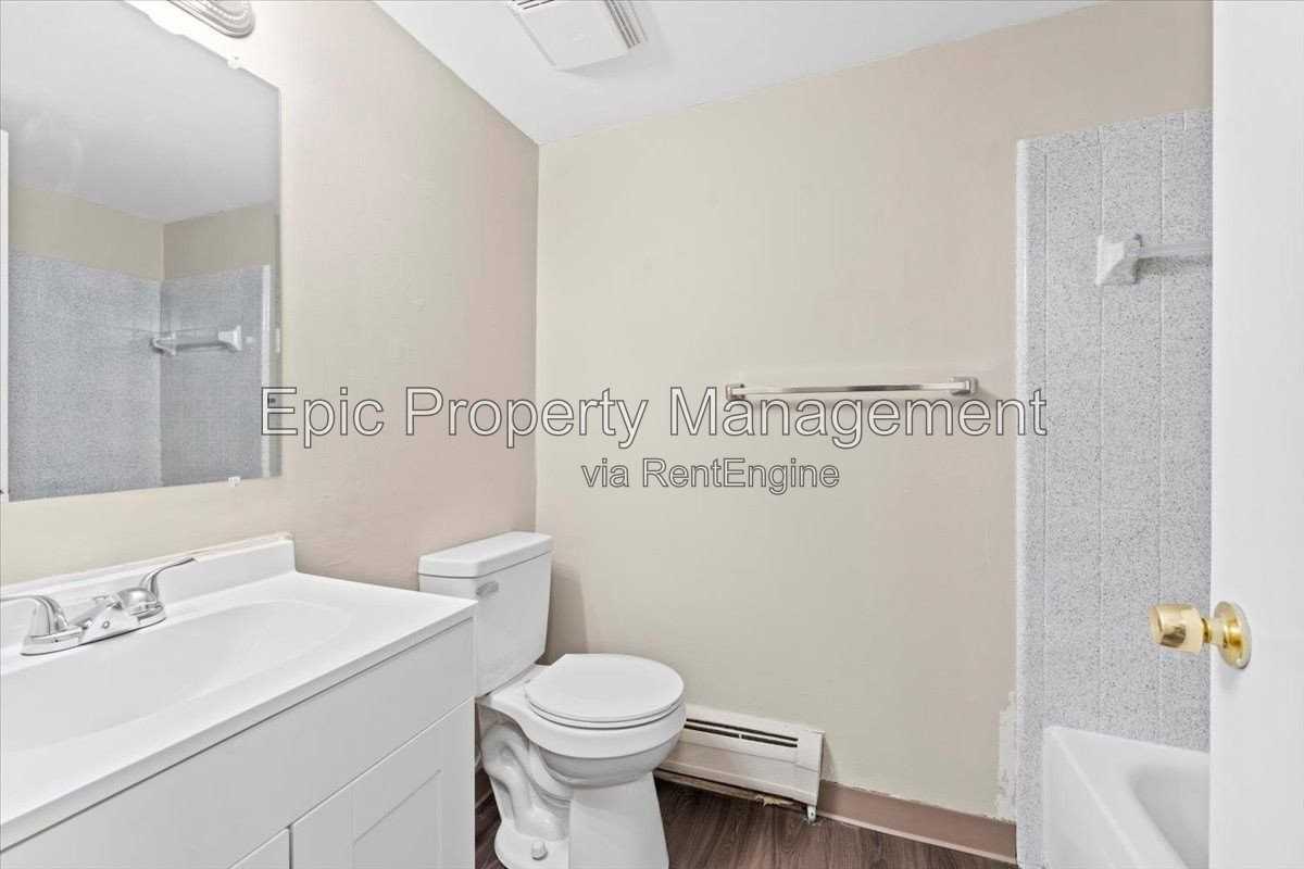 1778 Goddard Rd #5 - Photo 4 of 9