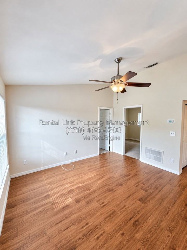 1107 Harold Ave S - Photo 5 of 28