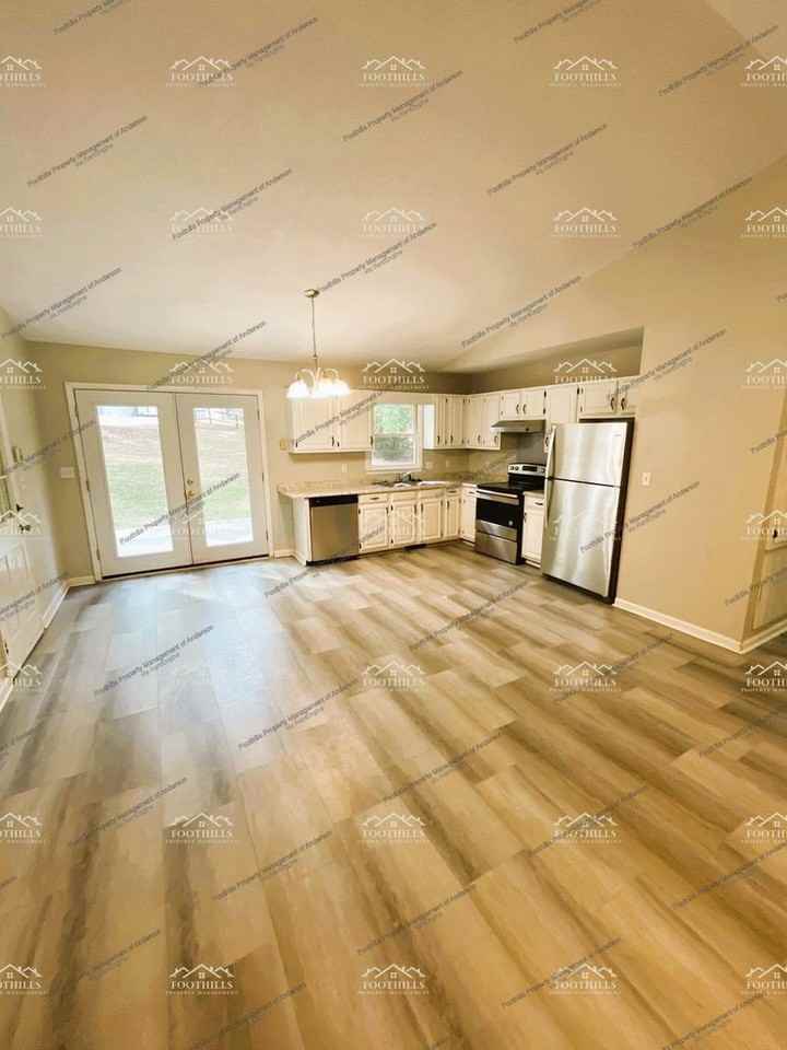 128 Mariposa Cir - Photo 5 of 17