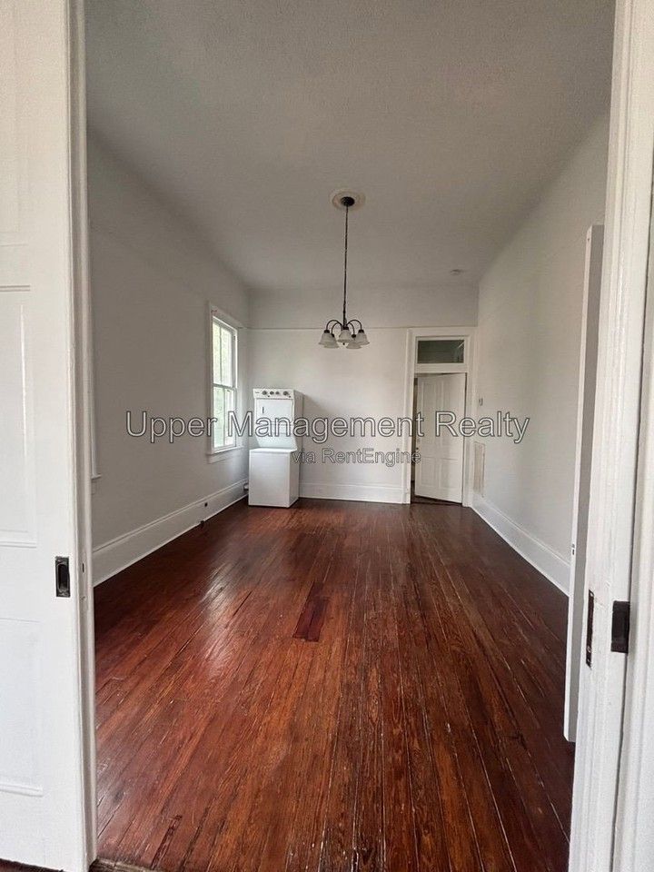 4624 Cleveland Ave #C - Photo 3 of 8