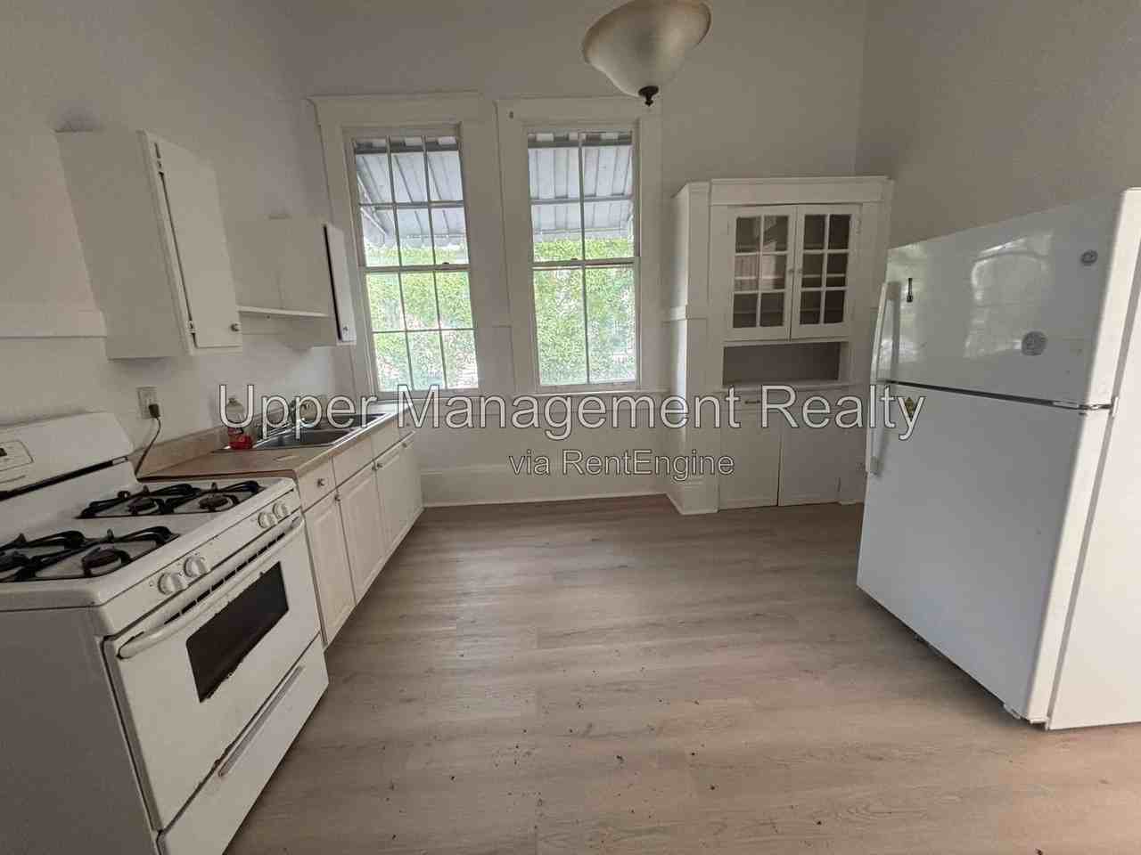 4624 Cleveland Ave #C - Photo 4 of 8